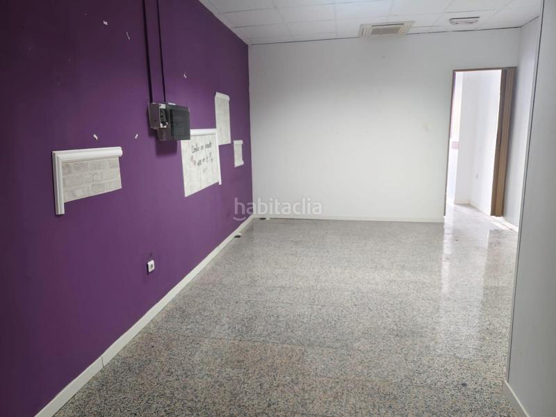 Foto 3cc2d023-4676-4230-8ce2-11bd7db419f2. Location local commercial dans Atarfe