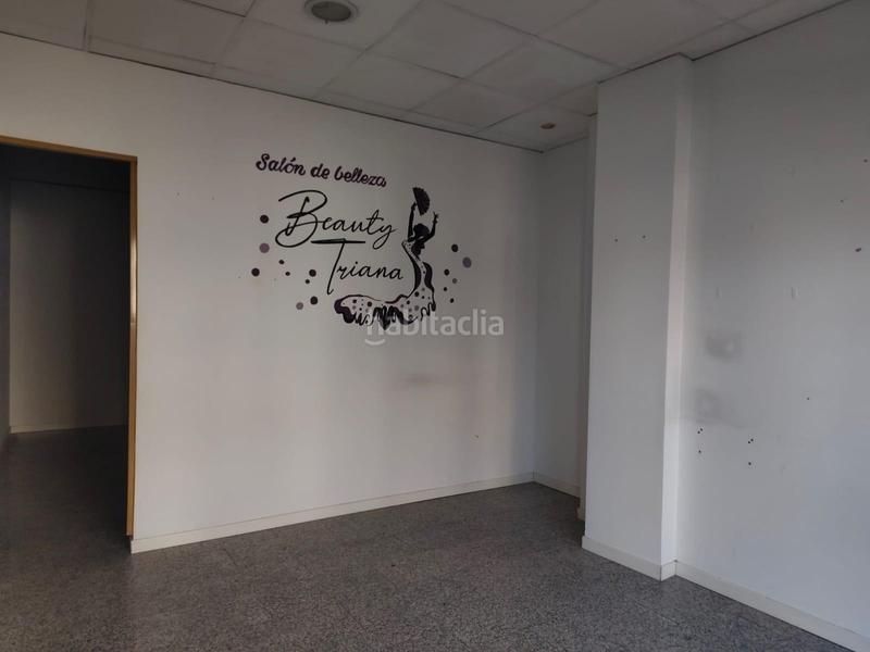 Foto 79a6e781-7c32-4b3d-b458-028cd3f4835e. Location local commercial dans Atarfe