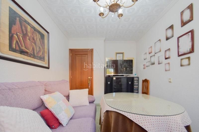 Foto b519a0ff-2109-4e36-bf25-a837eb6f4ea2. Edifici a Santa Fe