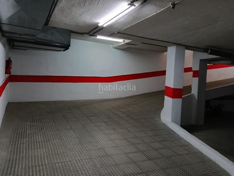 Foto f9405fd6-596a-4ec5-9155-8998157fc241. Aparcament cotxe a Santa Fe