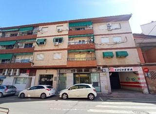 Local Comercial en Calle del Generalife