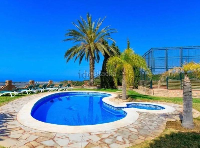 Foto 2d78994e-b07c-4670-af85-764dafd1fa53. Chalet la vivienda de tus sueños está en venta en Motril