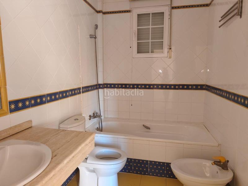 Foto 38e319c3-886f-4c5a-83cd-c5d48dc91b2f. Chalet con riscaldamento parcheggio piscina in Atarfe