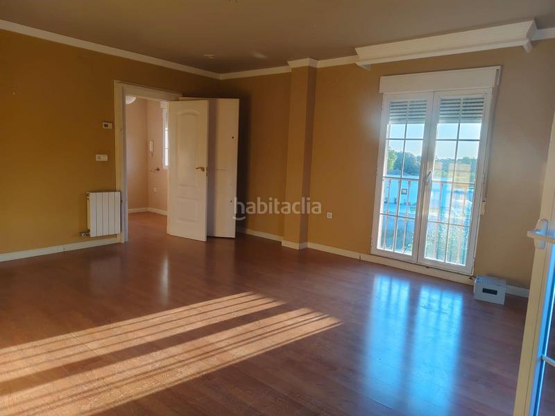 Foto 5220f8e4-cda1-49dd-95dd-f846783a7dff. Chalet con riscaldamento parcheggio piscina in Atarfe