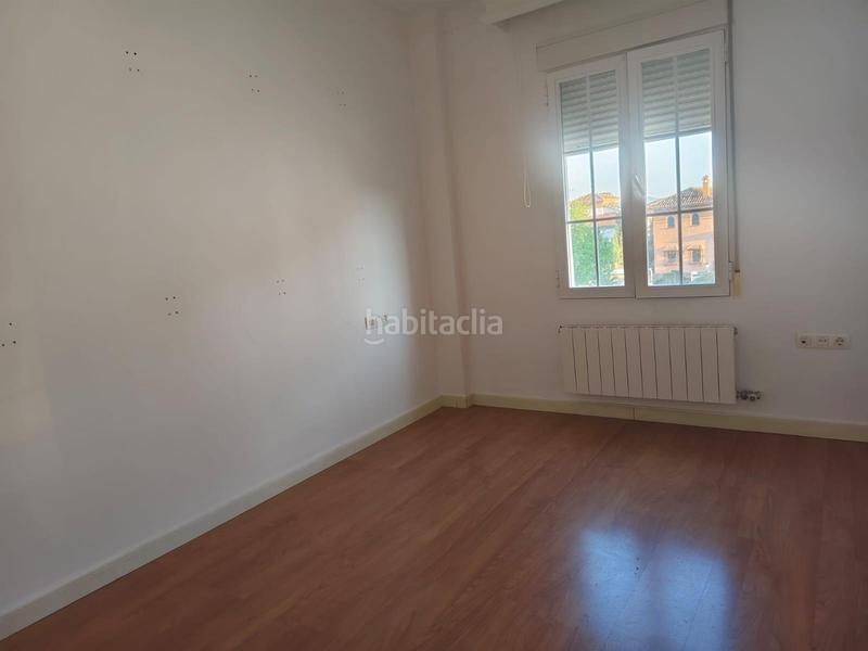 Foto af1bd22f-87de-42e4-b193-09210e382d8c. Chalet con riscaldamento parcheggio piscina in Atarfe