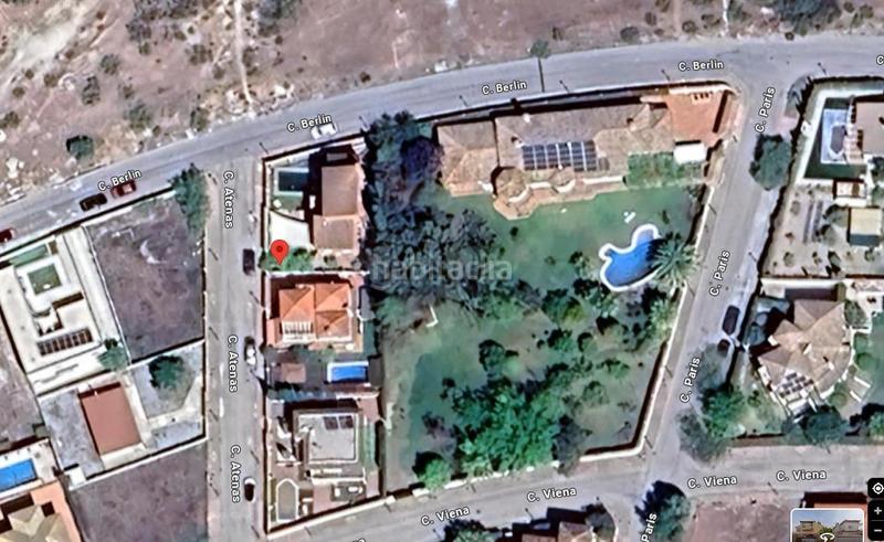 Foto f4708811-7211-48dd-9407-b4b6e607857c. Chalet con riscaldamento parcheggio piscina in Atarfe