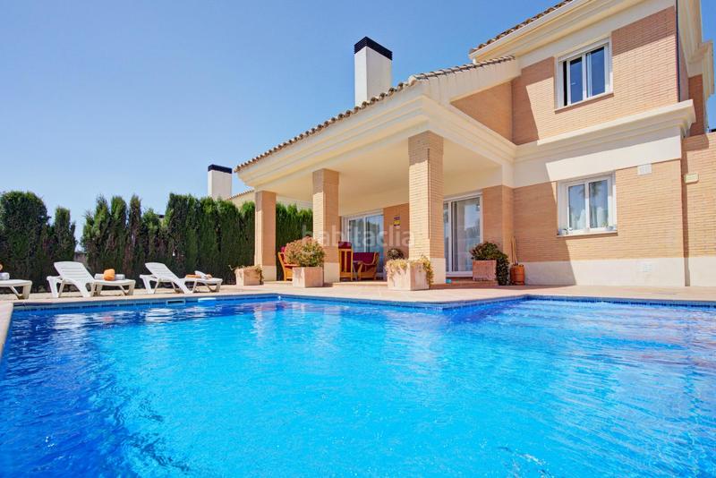 Foto 03498673-c540-4ed9-92b6-4ac1bf95a1ad. Chalet con riscaldamento parcheggio piscina in Villa de Otura