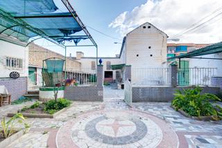 Casa  Calle de miguel de cervantes. Una vivienda con las dimensiones que mereces!