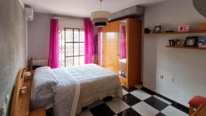 Foto b8224d2f-0ac7-453b-b1cd-afaf00d80a5d. House with parking pool in Alfacar