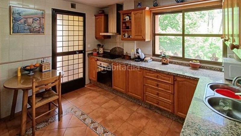 Foto d8ebc393-fb2a-4f9f-bf25-8c12feabd488. House with parking pool in Alfacar