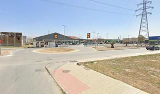 Terreny residencial a Atarfe. Parcela de uso terciario junto al lidl!