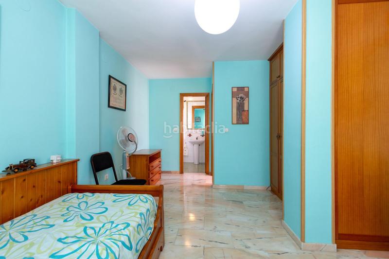 Foto 72a7ef42-2407-42e9-925e-f488786082a1. Casa  adosada en Castaño - Mirasierra Granada