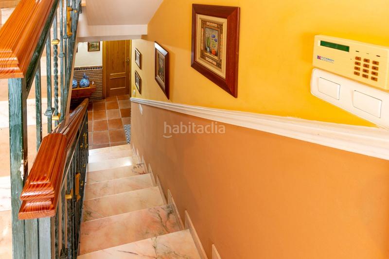 Foto 779af3ce-bfe2-48e1-a190-b6061d821ec4. Casa  adosada en Castaño - Mirasierra Granada