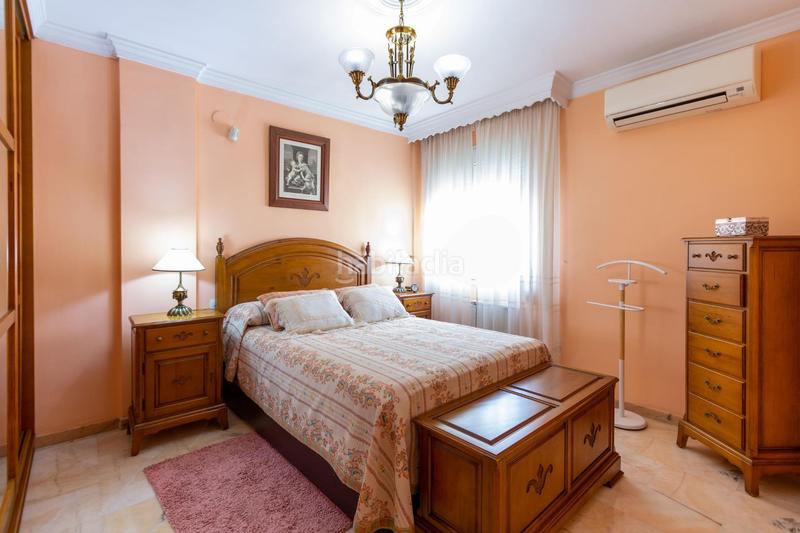 Foto 78105960-520c-4f50-9b25-406a2fa485a4. Casa  adosada en Castaño - Mirasierra Granada