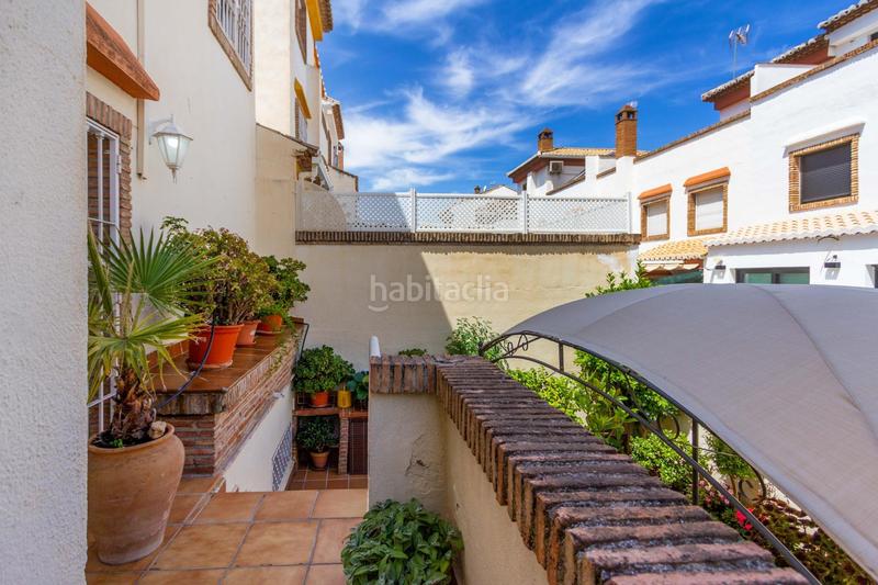 Foto 84d02aa4-42c3-426a-9770-d7f51021d65c. Casa  adosada en Castaño - Mirasierra Granada