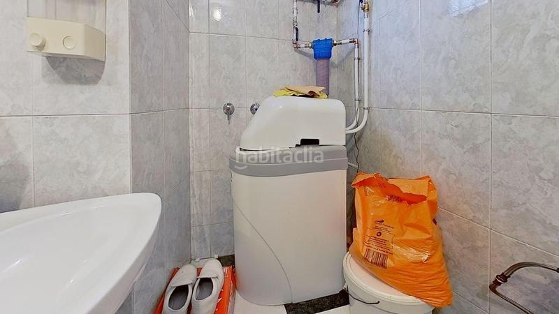 Foto a6e9963d-414e-40d5-a526-099d1c431c43. Local comercial estupendo local en la zubia en La Zubia Ciudad Zubia (La)