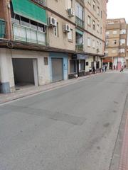 Lloguer Local Comercial  Calle de enrique ruiz cabello. Local disponible en el centro de atarfe!