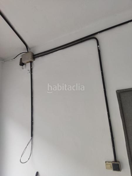 Foto bdd167f6-a7b3-4c39-89a1-cba8b73de505. Location local commercial dans Atarfe