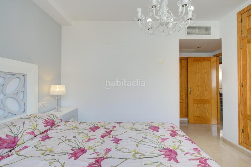 Foto 4ce04b53-e231-43b4-b9cf-1fa8fe053c8f. Casa adossada amb calefacció aparcament piscina a Granada