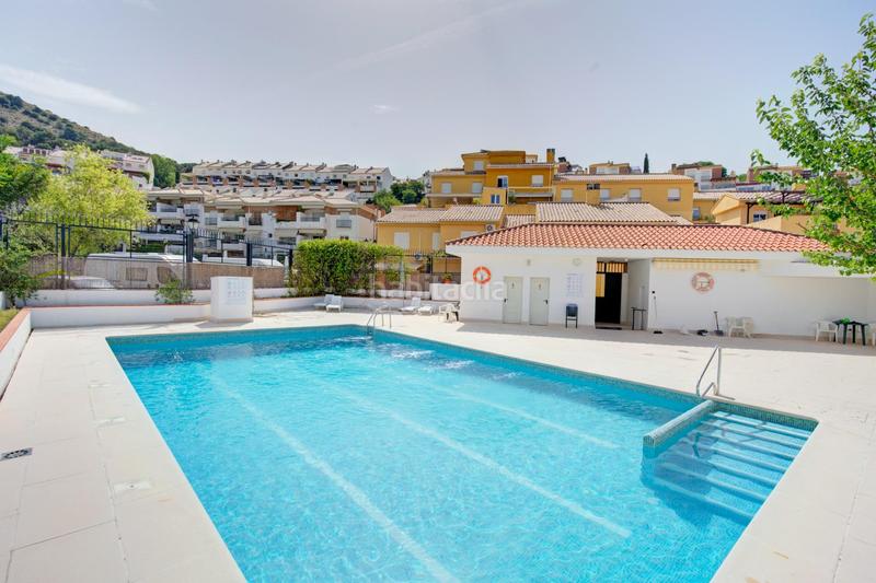 Foto 739106a3-281e-4a42-b1a5-3379540437b5. Casa adossada amb calefacció aparcament piscina a Granada