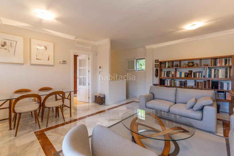 Foto 8753957c-110a-4124-abf1-5c5a2a0aa7f2. Casa  de 4 dormitorios en el mirador de rolando! en Granada