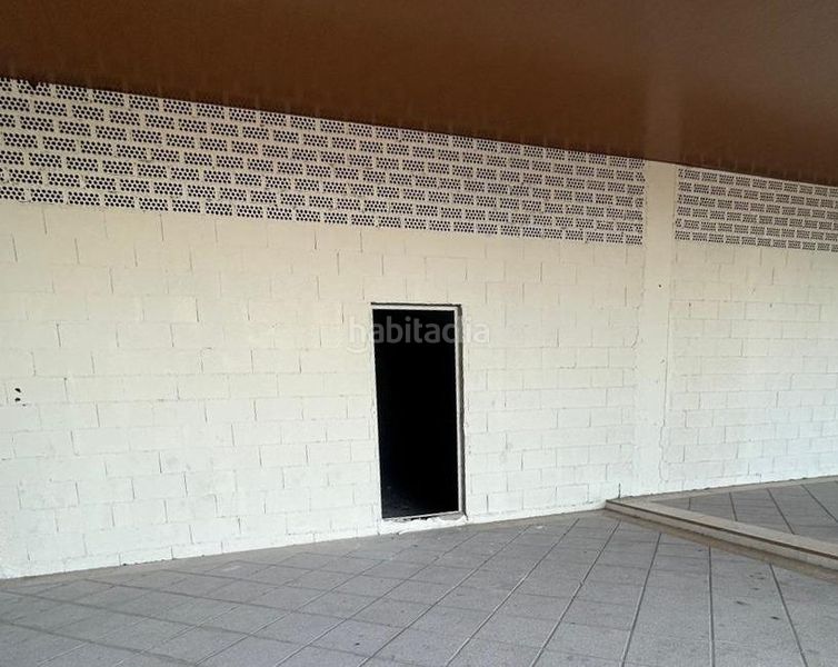 Foto ded82b94-d3db-49cd-a644-230969e86cd7. Local comercial a Atarfe