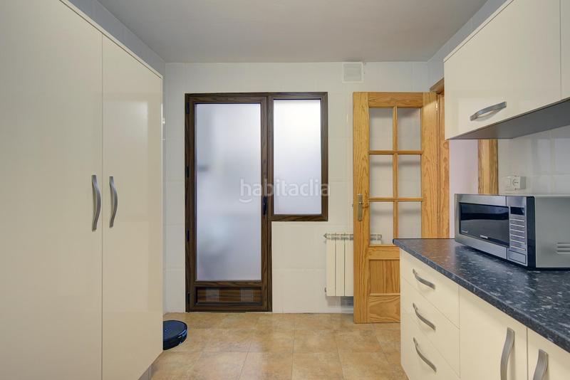 Foto 674698bd-3749-4d4b-aadd-4c064d1b2b79. Piso la vivienda de tus sueños sale a la venta! en Atarfe