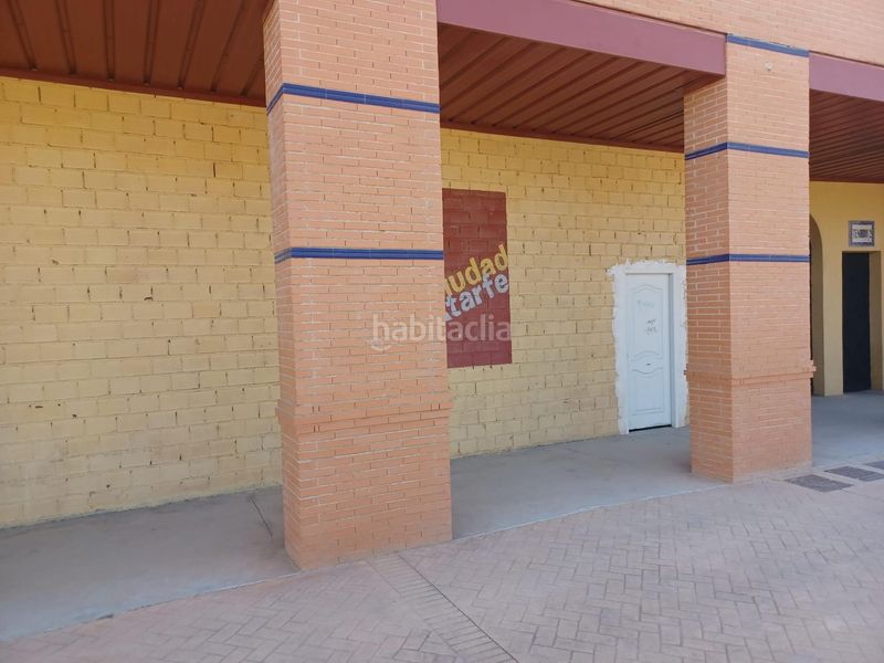 Foto 976d292f-2469-4701-9d7a-60357e56c1de. Lloguer local comercial a Atarfe