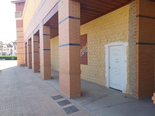 Rent Business premise in Atarfe. Gran local disponible en el coliseo de atarfe!!