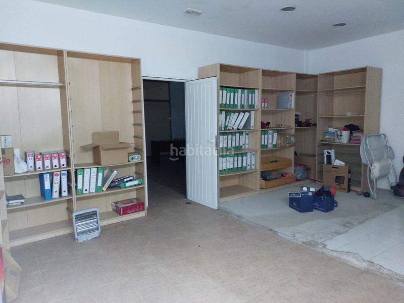 Foto de181742-c4a7-45d7-8a19-30afceefcb54. Local comercial a Maracena