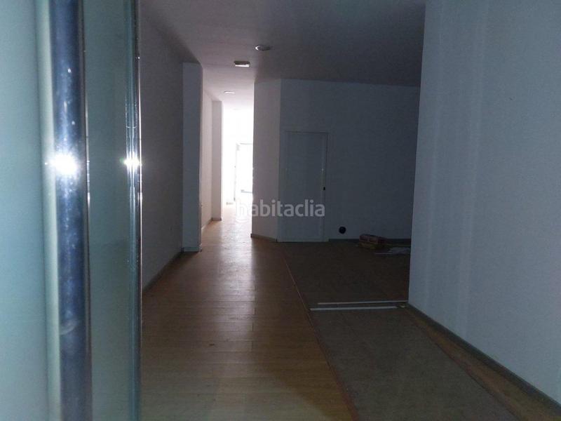 Foto f63d454e-f87d-4b41-a6be-6c0b545750f4. Local comercial a Maracena