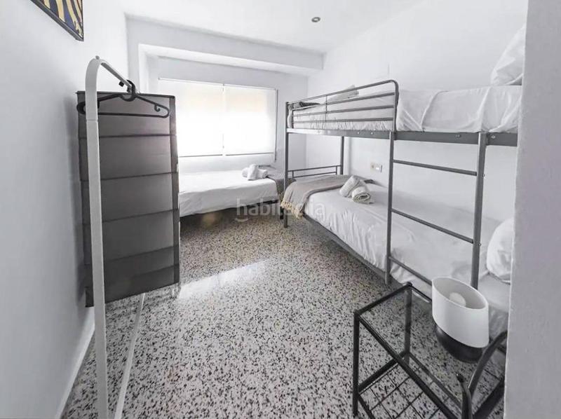 Foto 90cb4c74-449d-445d-bfa8-77517b5bf000. Piso  en venta en Plaza de Toros Granada