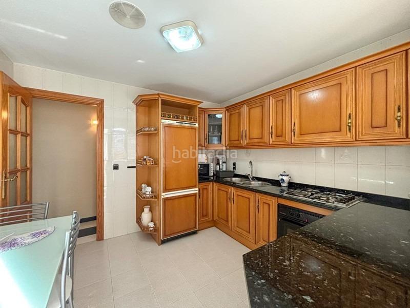 Foto 09c74437-e423-4ebb-bd11-89db25633cd7. Haus mit parking in Atarfe