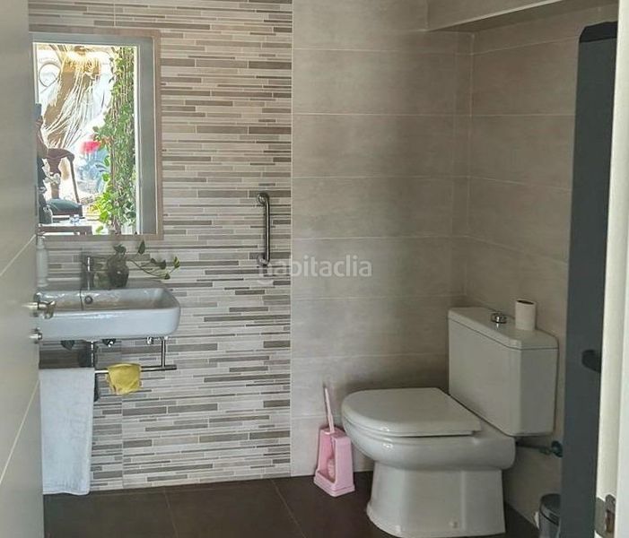 Foto 7128ea85-5ea7-41fa-b514-d6a2e81f56f4. Local comercial a Atarfe