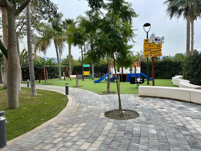 Foto 10264096-df67-42d0-91d9-5238cf106957. Pis amb aparcament piscina a Playa de Granada Motril