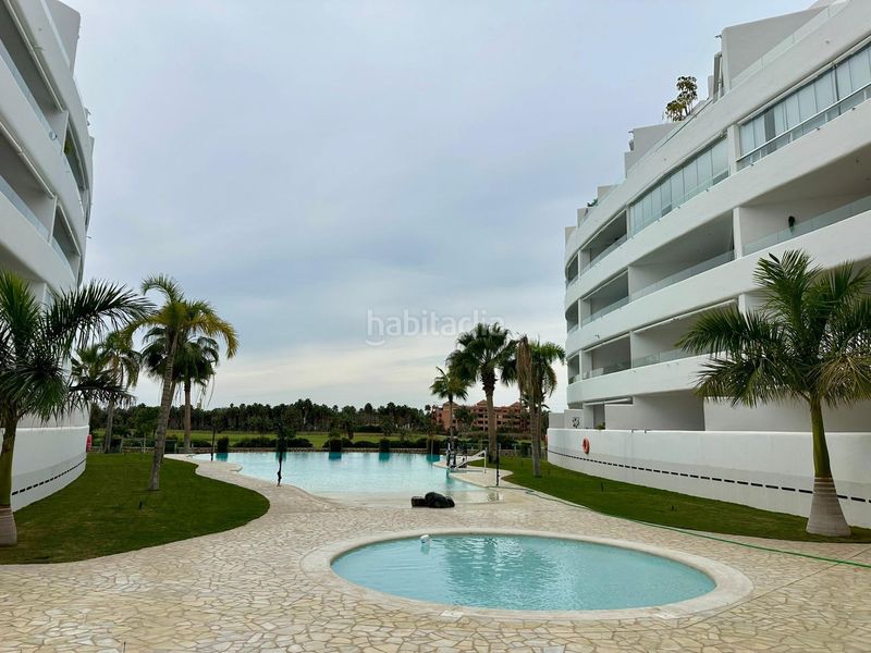 Foto be5cc096-c487-4285-a7f7-9da3c5fcdd85. Pis amb aparcament piscina a Playa de Granada Motril