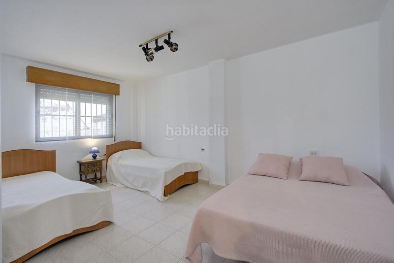 Foto 102cb22d-4acc-4af9-a4a8-a81010c37457. Casa adossada amb aparcament a Atarfe