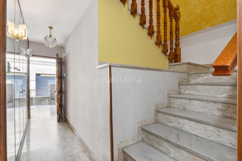 Foto 2cf3c912-a2f3-4ccc-b222-5519f7d57732. Casa adossada amb aparcament a Atarfe