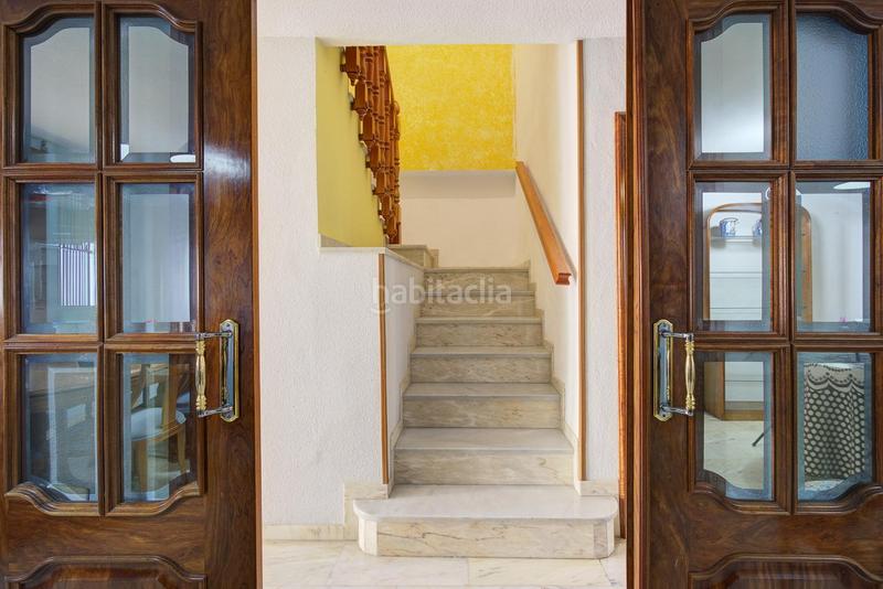 Foto 45204282-99d6-402f-86b9-d877d6f3be7b. Casa adossada amb aparcament a Atarfe