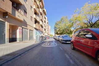 Geschäftsraum  Calle torre de los hidalgos. Local comercial en granada