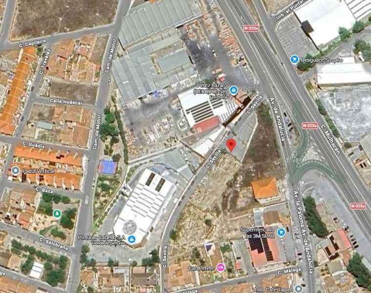 Foto f3f08dc6-a30f-46e0-bb12-7c67c9b859bc. Terreny residencial a Padul
