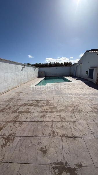 Foto e17a013e-57ec-479f-bdd4-469734131b61. Masia amb piscina a Chimeneas