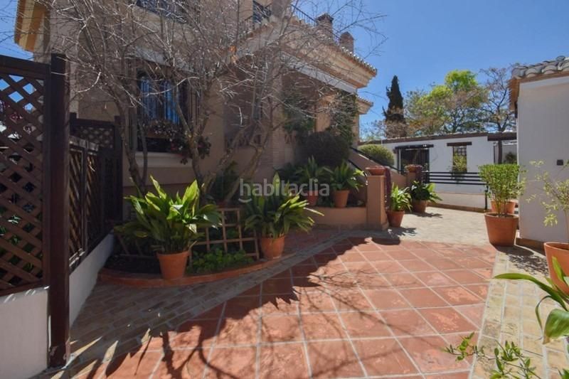 Foto cc3d282d-6414-43bc-96e9-9a793c3d85d4. Xalet amb aparcament piscina a San Francisco - El Chorrillo Gabias (Las)