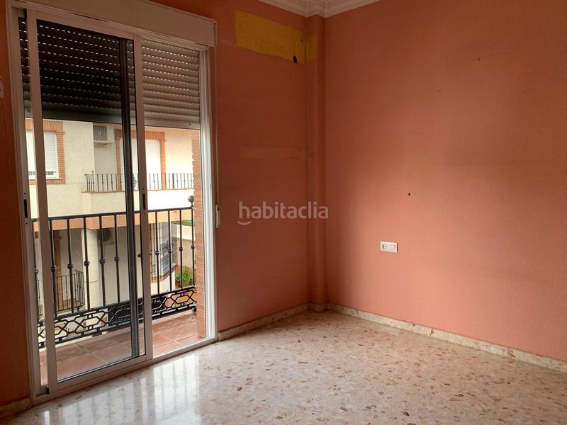 Foto 3db86c62-7d7a-4c2f-b168-36cdbe533da4. Casa adossada amb aparcament a Maracena
