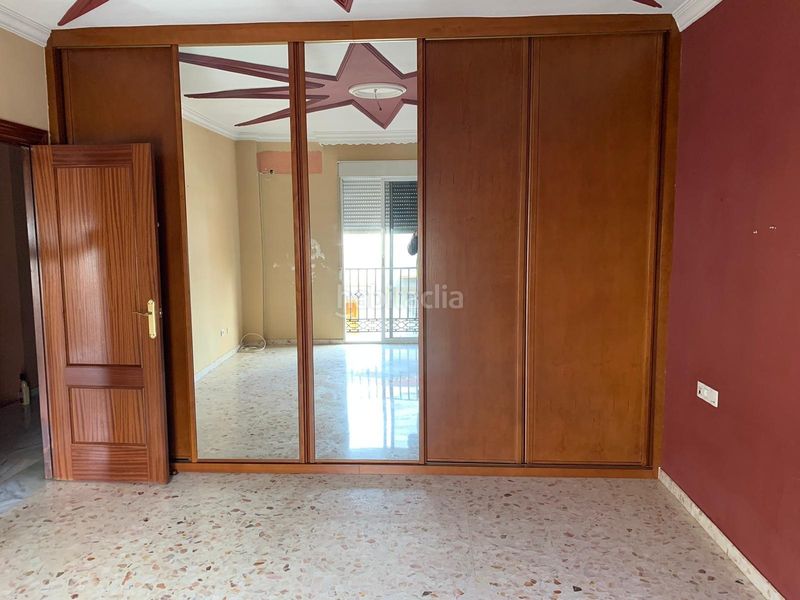 Foto dba2edef-9e45-4964-9215-2223d4590a08. Casa adossada amb aparcament a Maracena