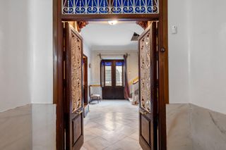 Casa  Calle calle ramón y cajal. Vivienda señorial con amplio local incluido!