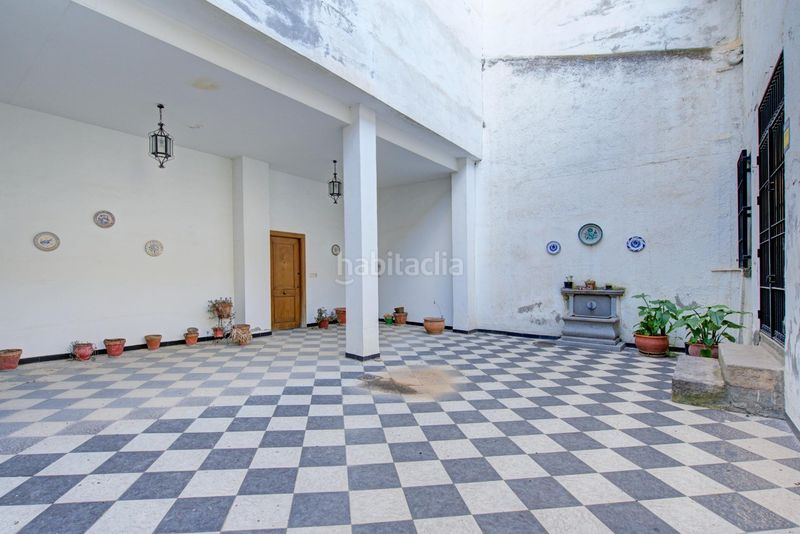 Foto caf9a1c2-1b72-45db-9e9a-52913d99d41b. Casa amb aparcament a Atarfe