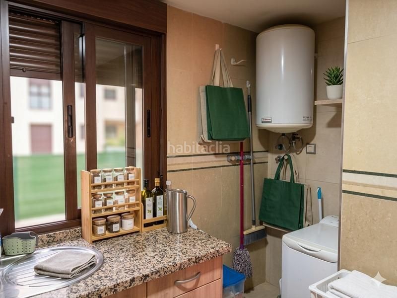 Foto 9a130811-418e-4ee2-ae3a-d045579f2eaa. Flat with parking in Atarfe