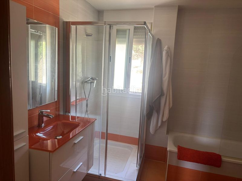 Foto 338a7552-b12f-4845-858e-49e81e80f042. Lloguer pis amb aparcament a Calicasas