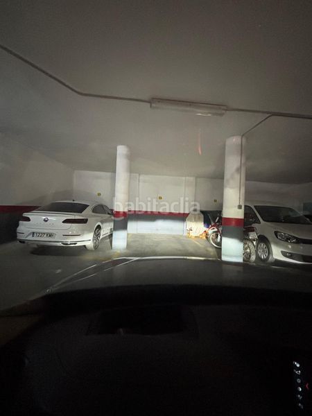 Foto 8fe38d52-1ded-47b8-8a50-81167be7c65b. Lloguer pis amb aparcament a Calicasas